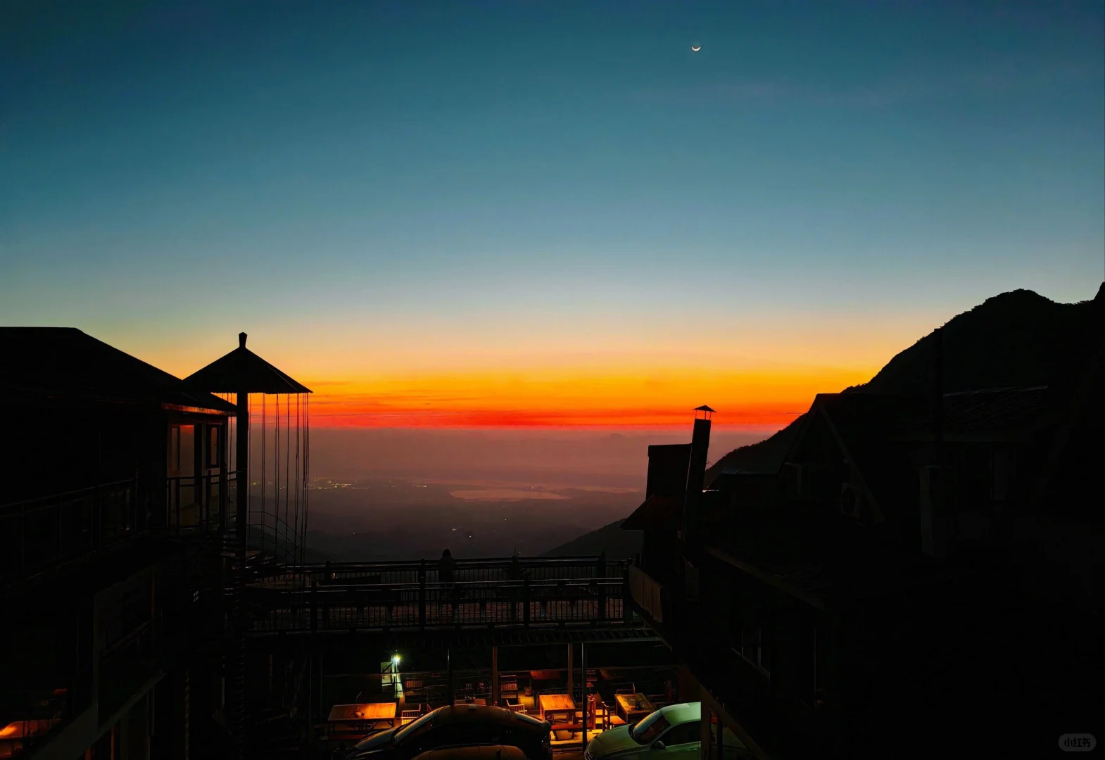 只缘身在此山中