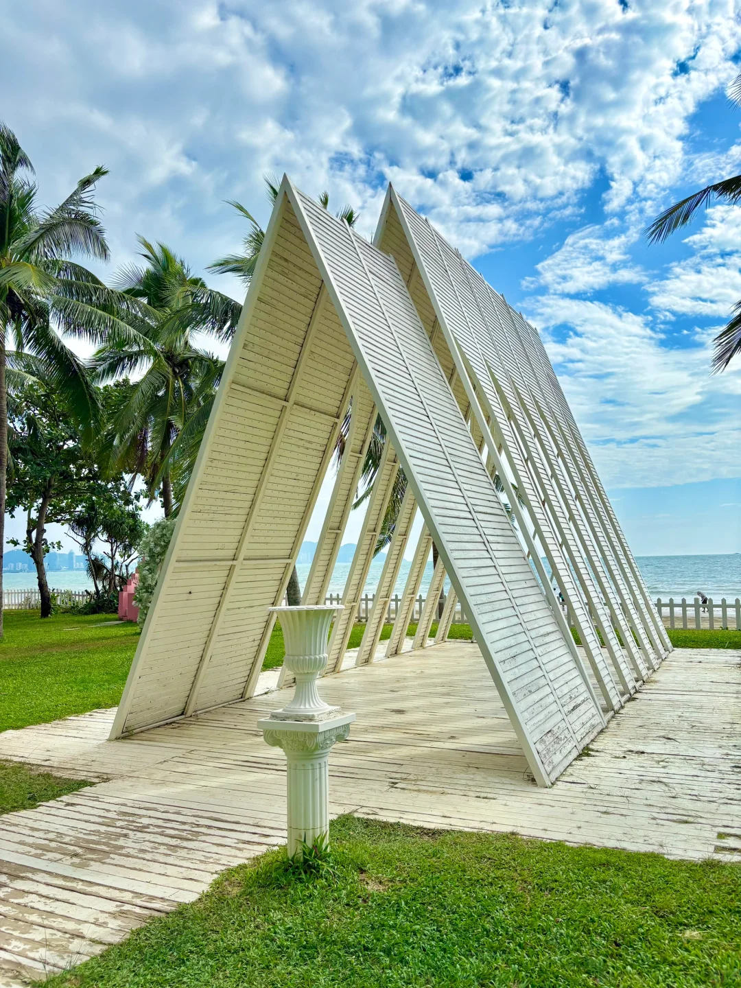 放弃威海了，冬天去 25℃ 的三亚，人少景美