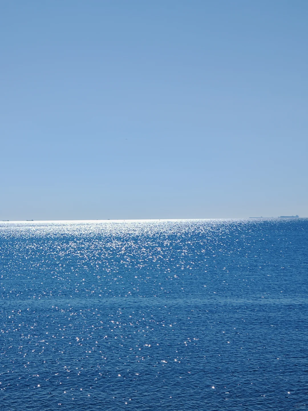 答应我，拍完这17张照片，再离开秦皇岛！