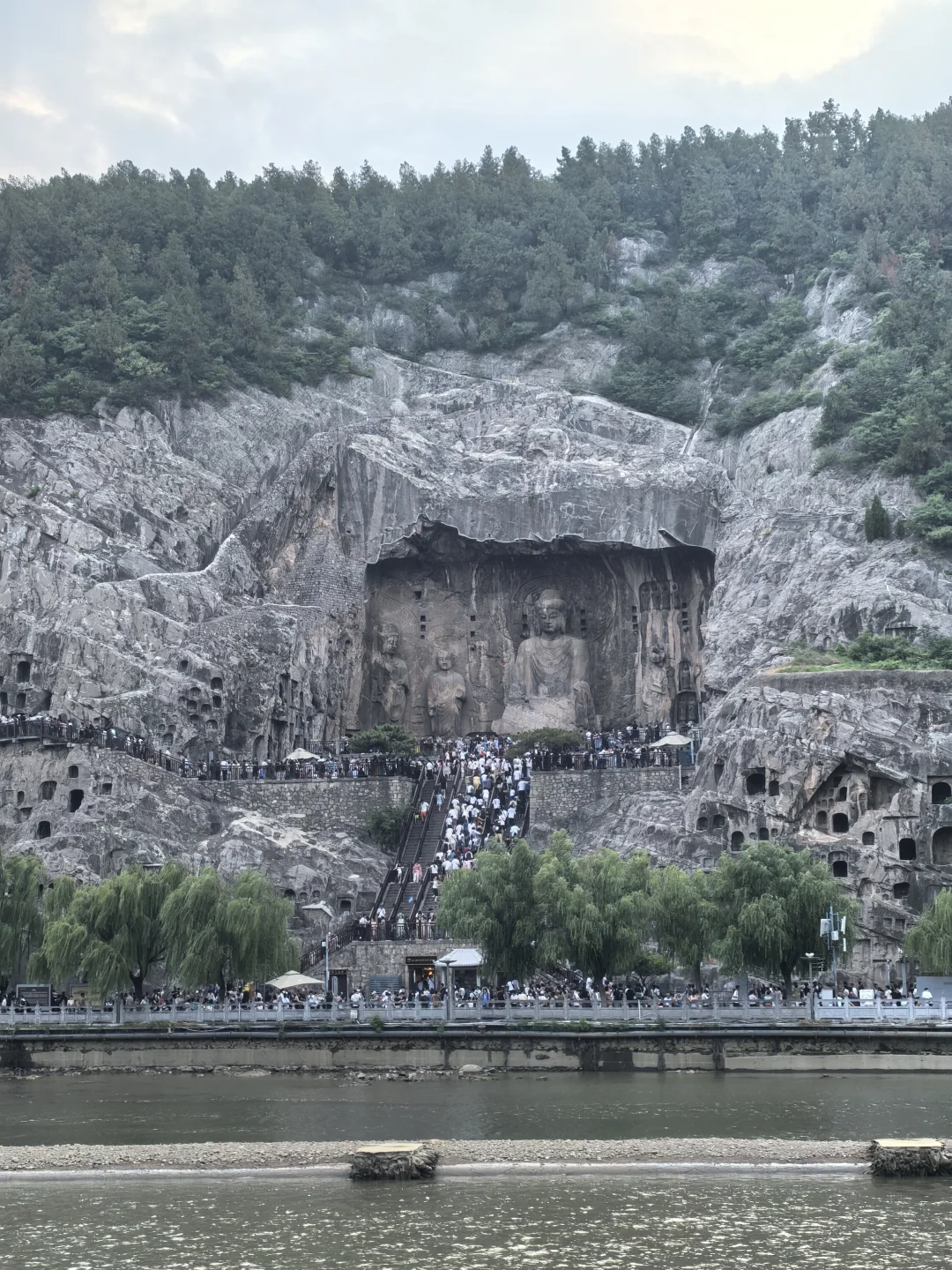 📍洛阳龙门石窟 | 千年佛国的有趣之旅✨