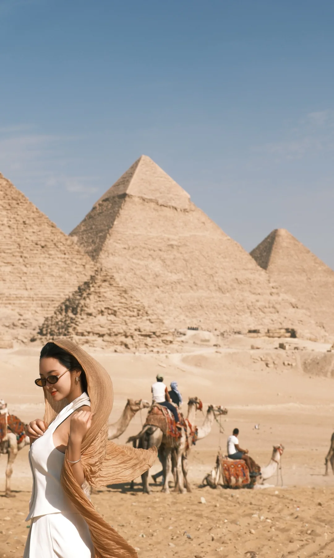 来埃及金字塔必出片