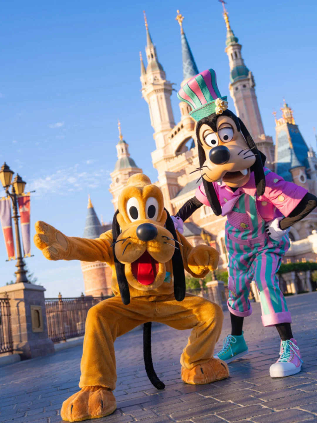 上海迪士尼双人畅玩+住迪士尼周边酒店+接送