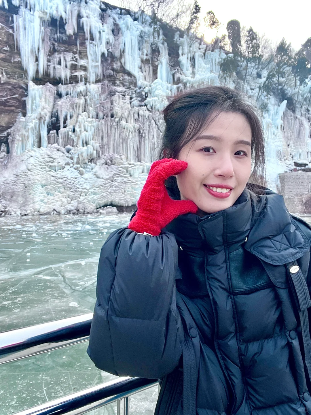 不是冰岛，是济南莱芜红崖村冰瀑布💙🩵🤍❄️