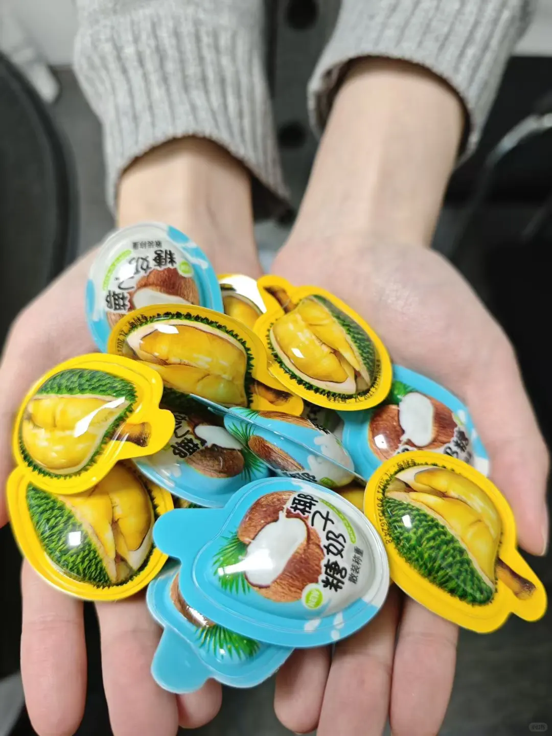 同事旅游回来追着我投喂😅ㅤ