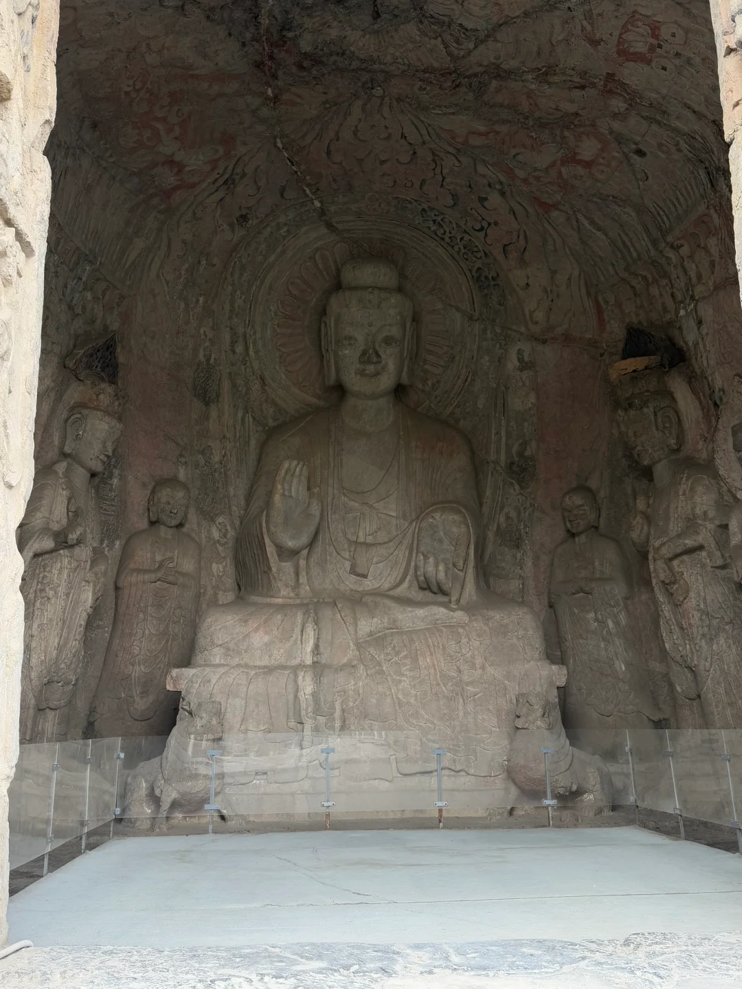 龙门石窟 一窟一世界