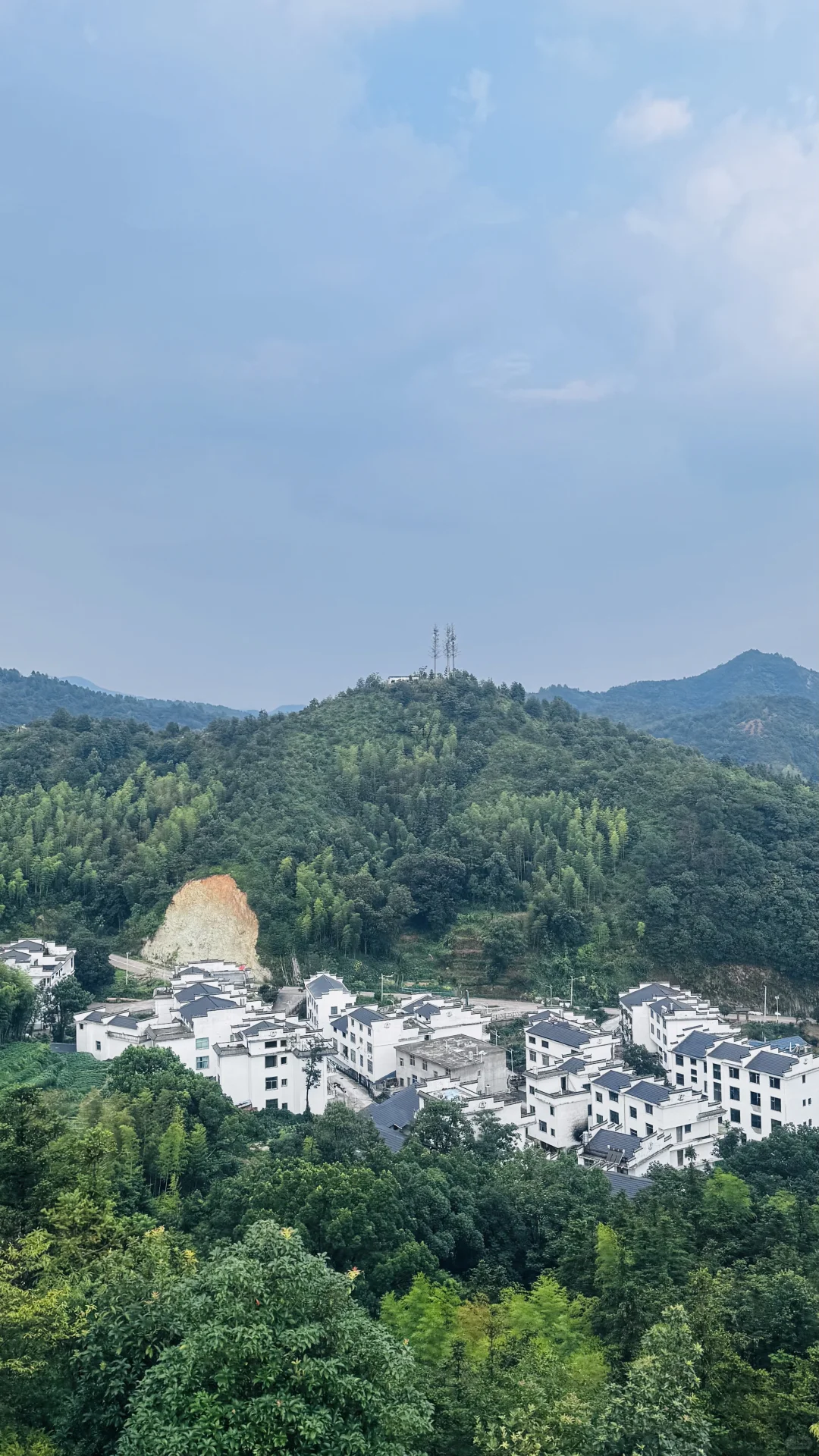 别挤三清山了，上饶灵山才是真·神仙避暑地