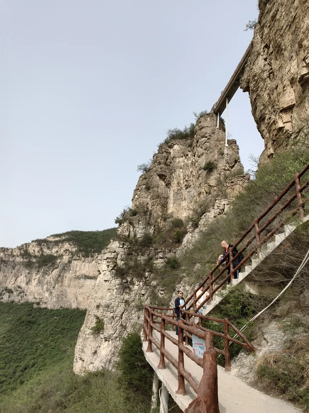压了悟空五百年的地方，五指山⛰️全攻略！