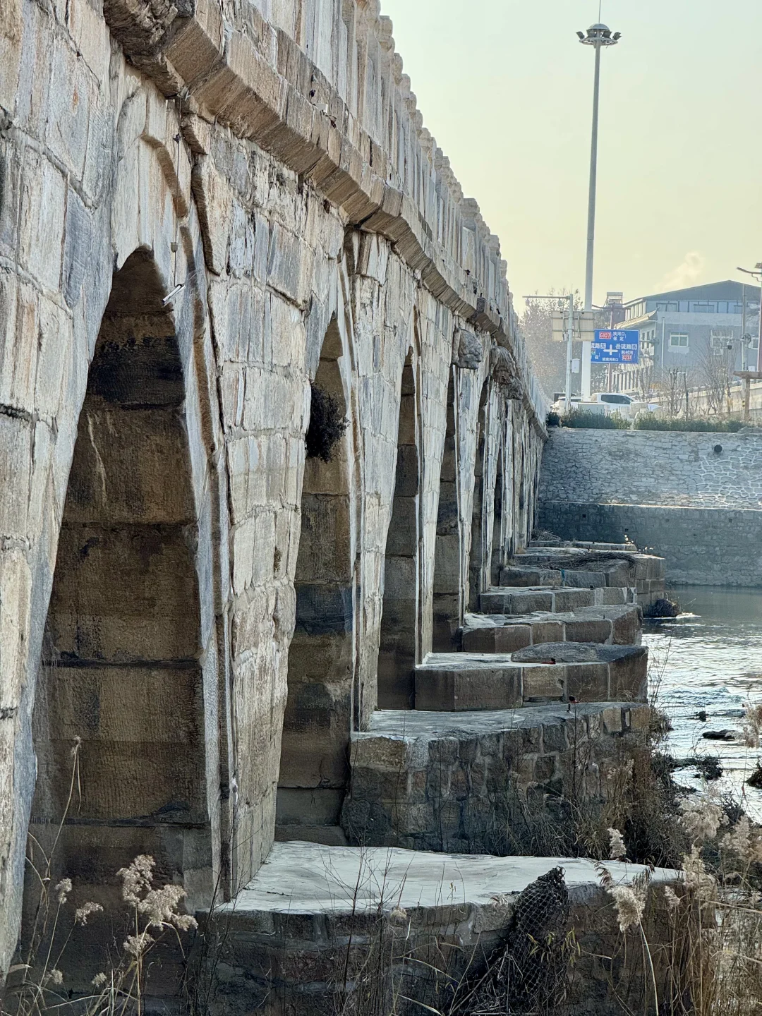 车辙是这座明代古桥留给后人独有的历史感