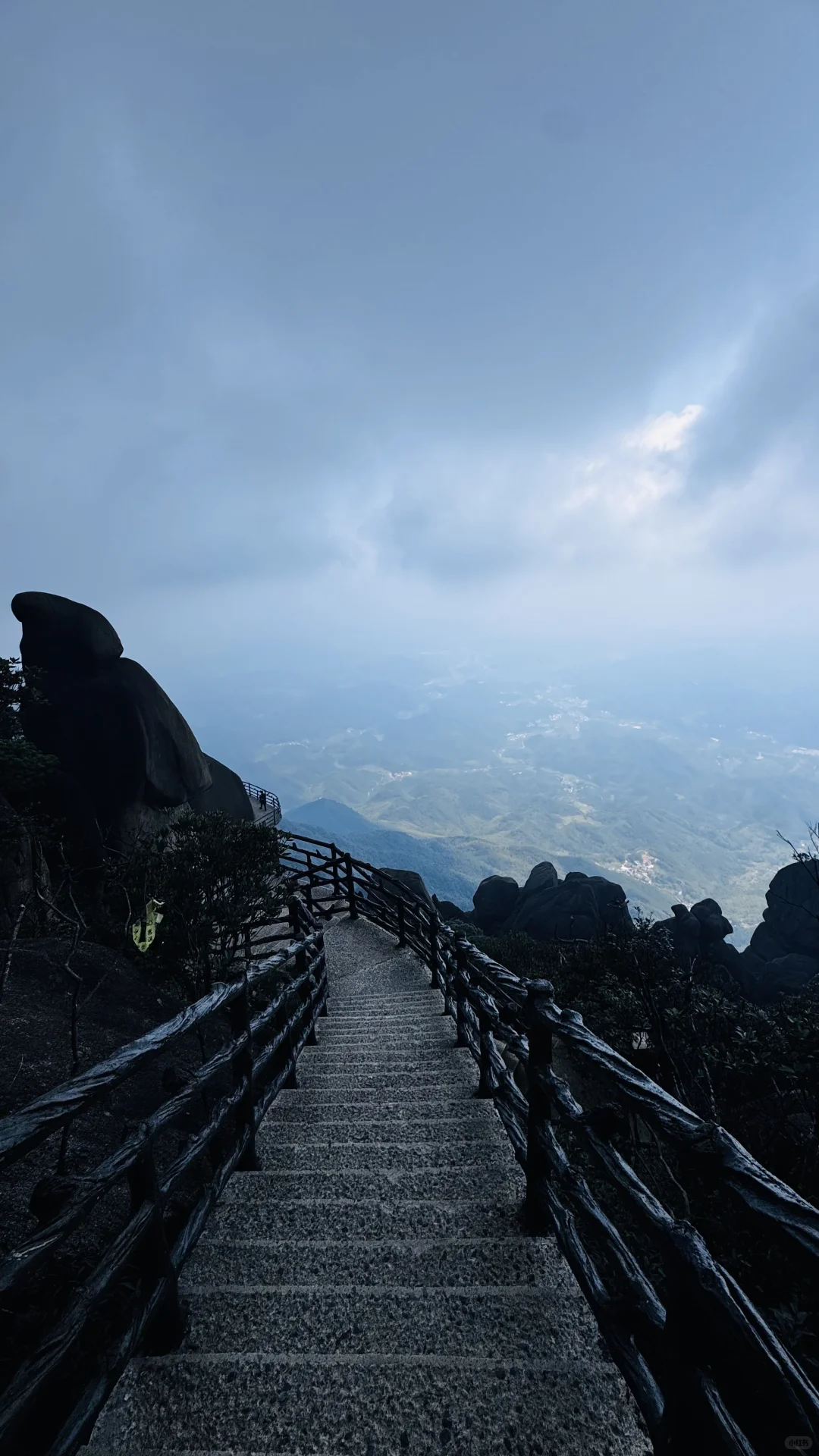 别挤三清山了，上饶灵山才是真·神仙避暑地