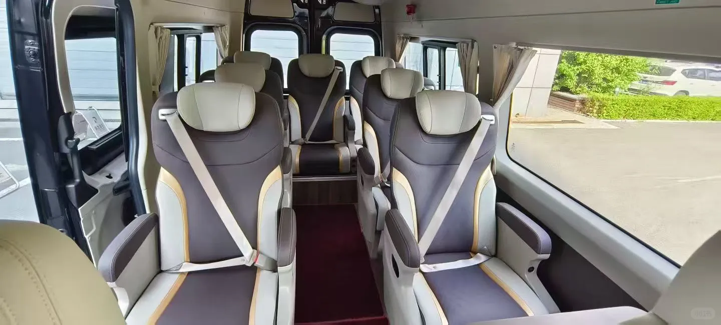 哈尔滨九座商务旅游包车