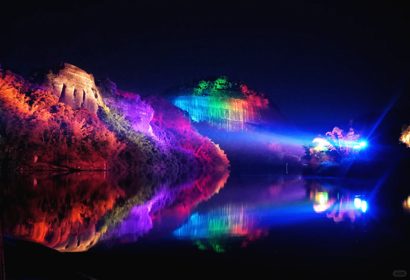 后悔才来！被评为世界遗产的这座山太好玩了！