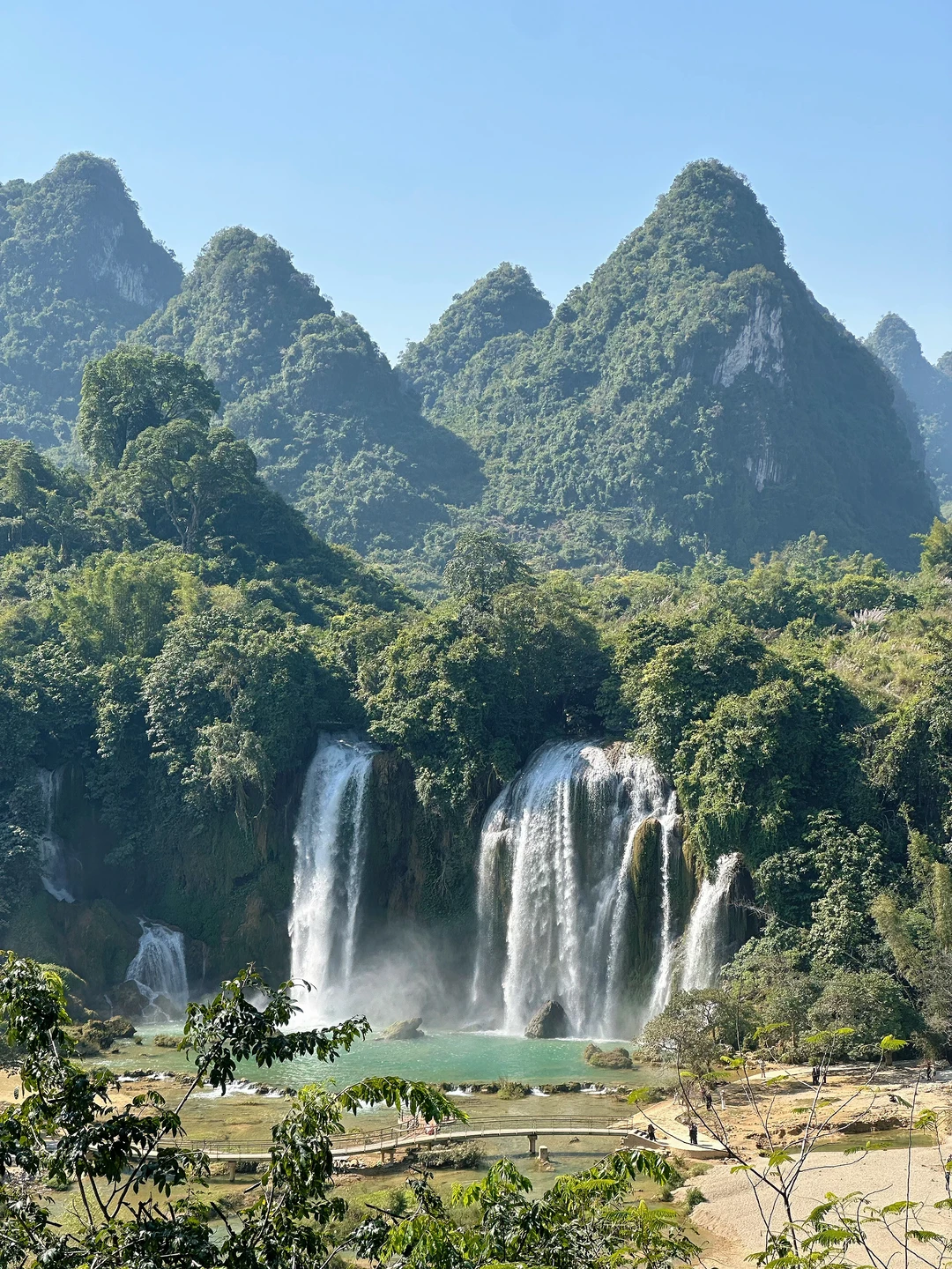 德天瀑布一定要住在景区内，省时省力又省💰