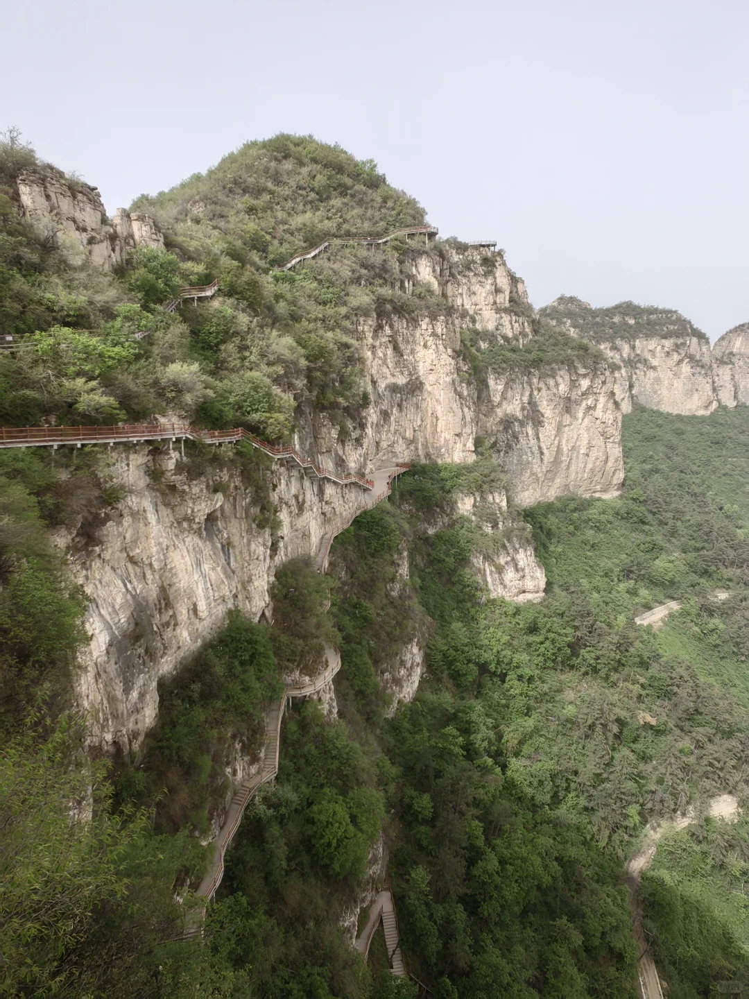 压了悟空五百年的地方，五指山⛰️全攻略！