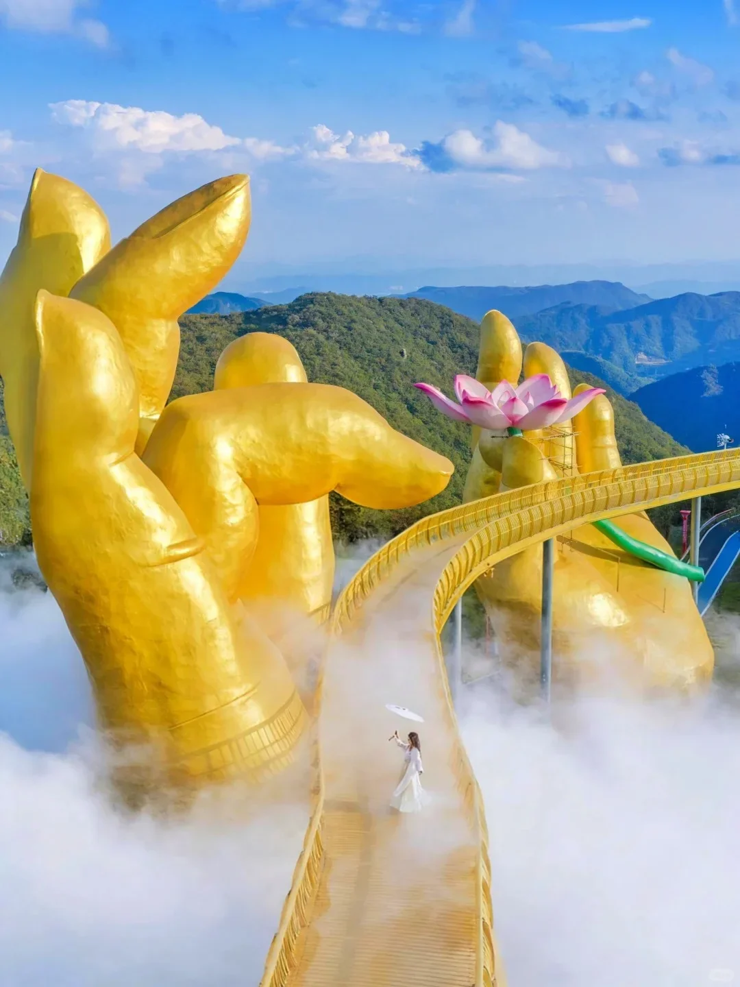 浙江景区太会玩了!高山修仙剧本加载完毕✨