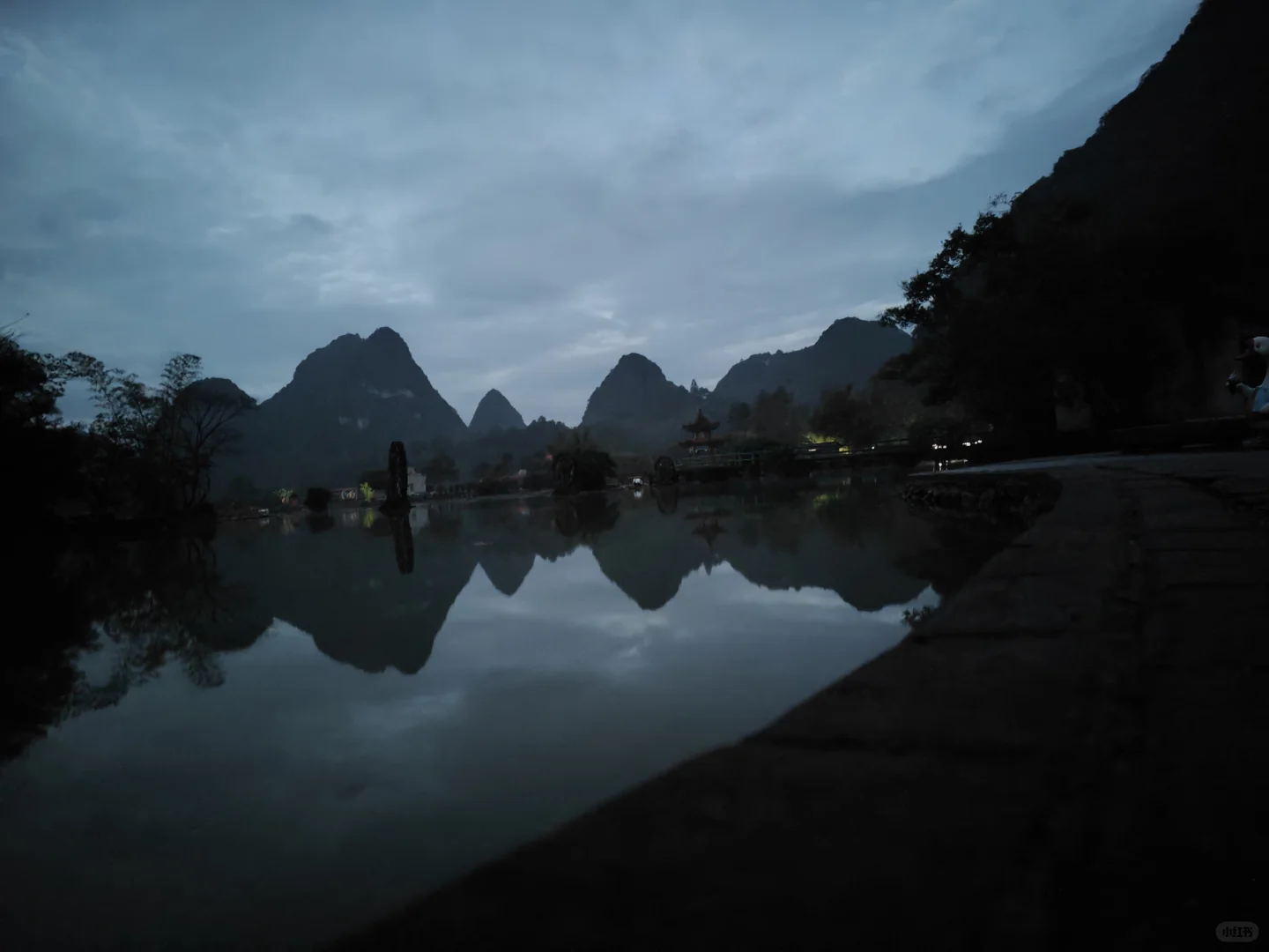 在广西边境，我被山水“没收”了语言