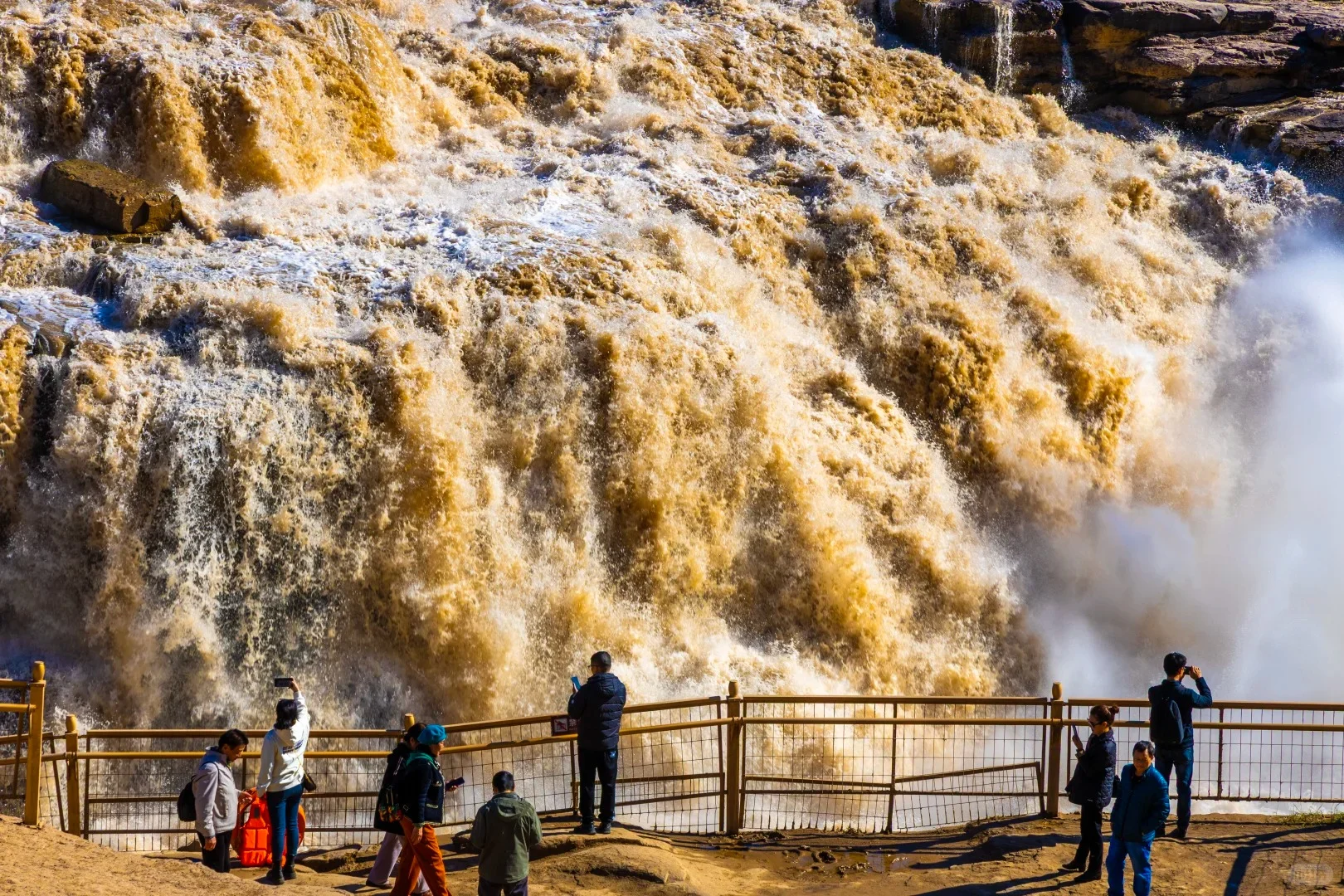 西安出发壶口瀑布一日游太值了！
