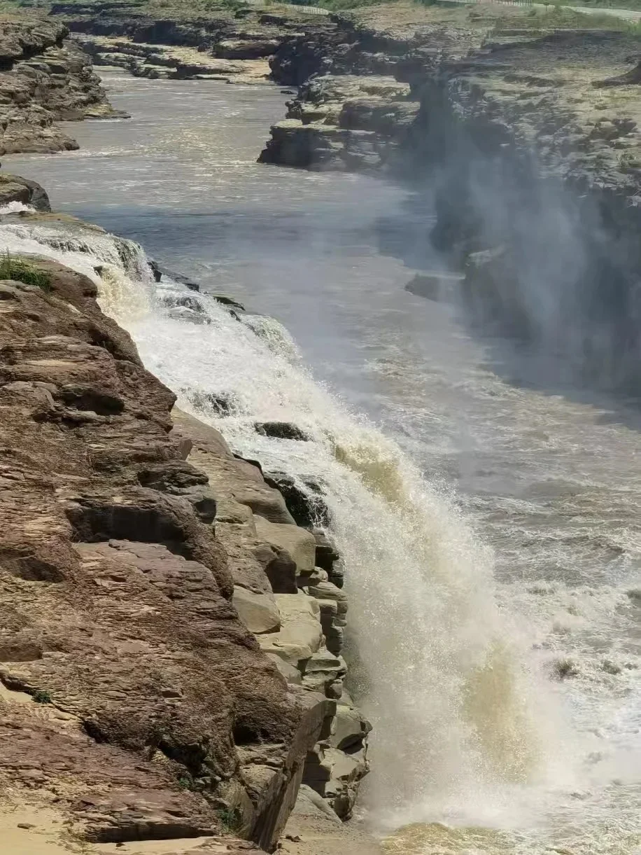 西安出发壶口瀑布一日游太值了！