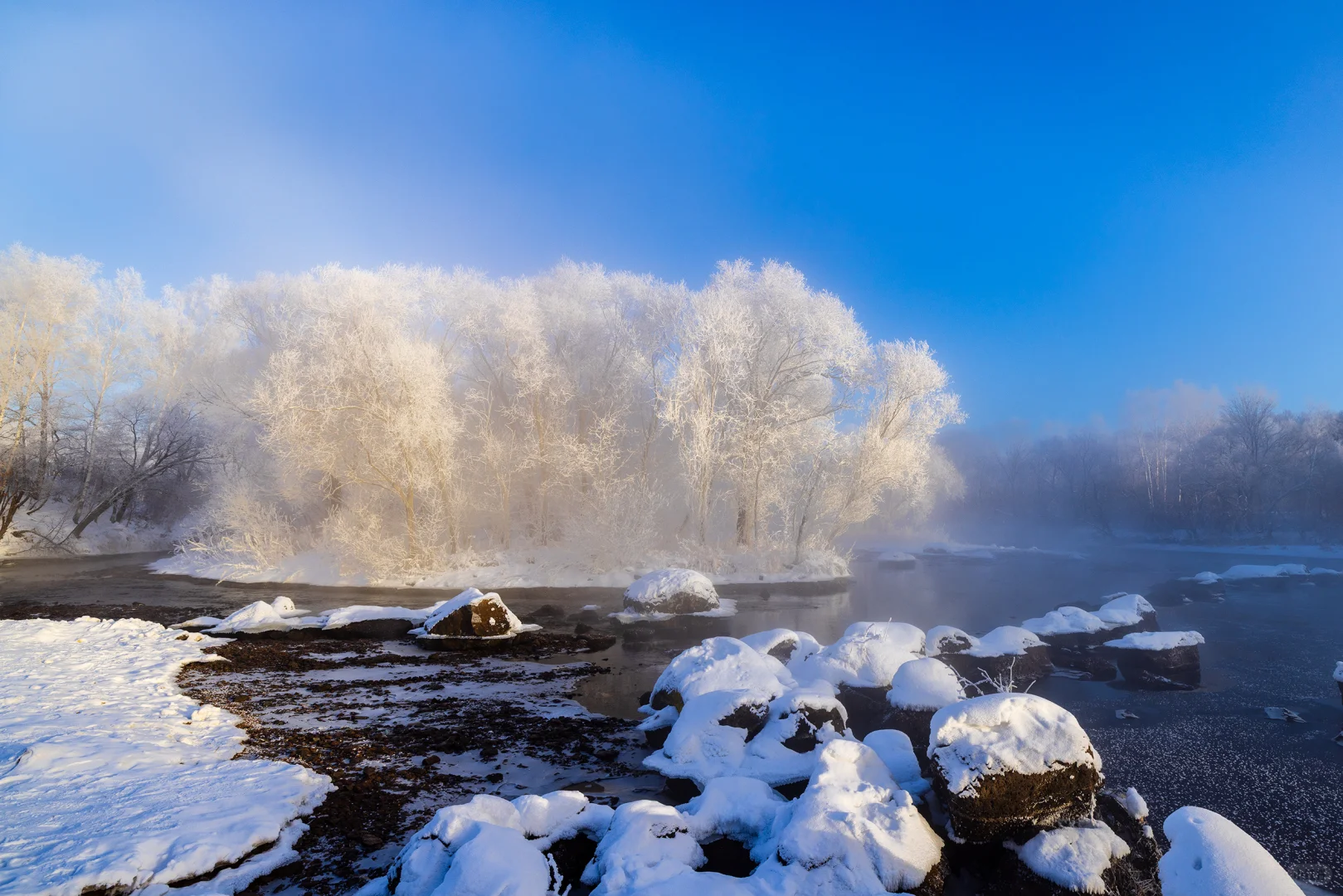 零下30℃的冰雪雾凇童话世界