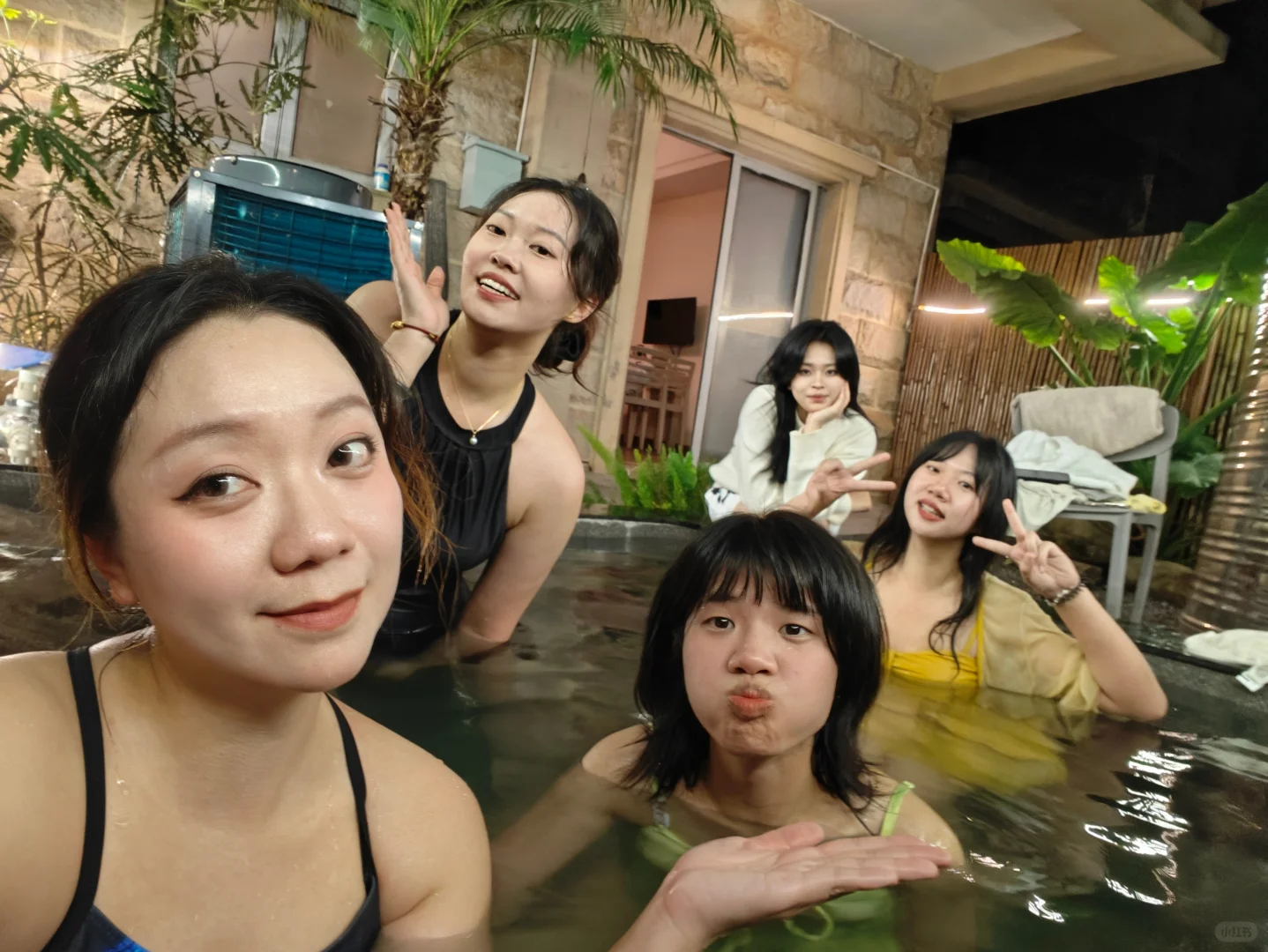 不退休人去半退休景区玩