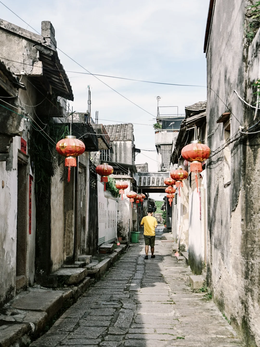 “推荐10个适合跨年过年旅行的冷门城市吧！”