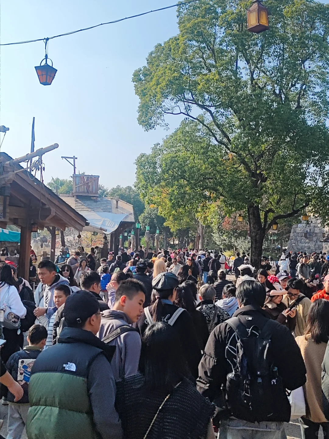 上海迪士尼项目排队小技巧（中高客流必用）