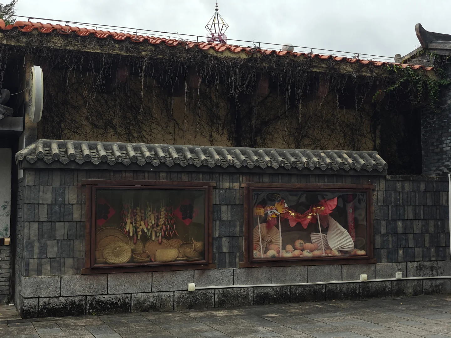 不退休人去半退休景区玩