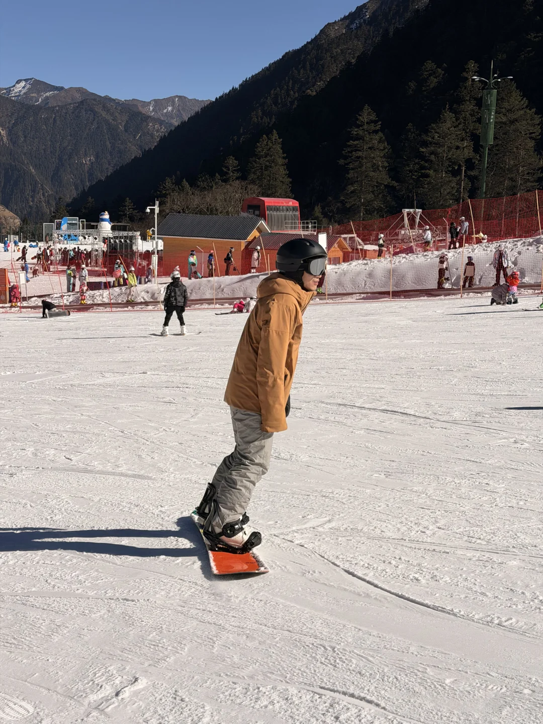 12.13羌人谷实拍！亲子滑雪、景区住宿实测
