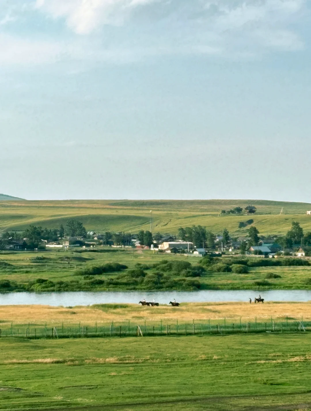 夏天总要去一次大草原吧🐎