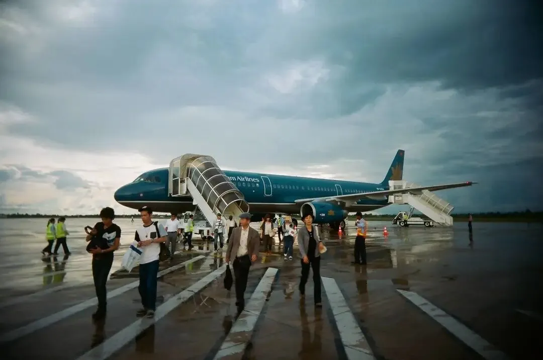 旅游数据注了多少水?民众背债太多,无力消费?