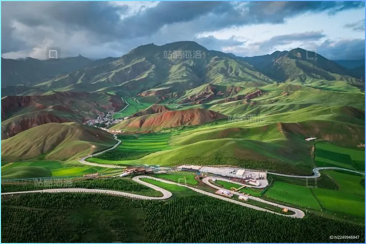 大批甘肃游客涌入青海祁连,打着旅游的幌子,不看卓尔山不吃羊肉,想干哈?