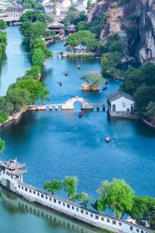 大量日本游客涌入绍兴,打着旅游幌子不逛鲁迅故里不吃黄酒,为什么