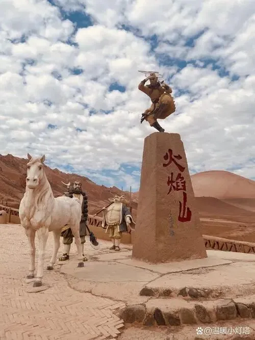 大量中亚游客涌入吐鲁番,打着旅游幌子不逛葡萄沟不吃哈密瓜,为什么