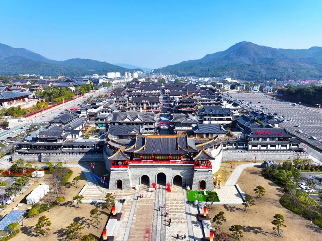 文旅项目看变化 全域旅游强信心:庐山景区联合党委开展“庐山市经济社会高质量发展'看变化'活动”