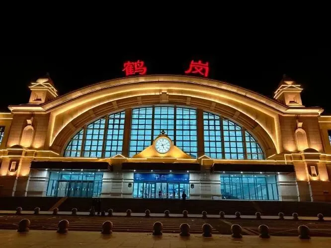 **彻底爆冷!鹤岗旅游杀出重围,三亚丽江都懵了,靠什么逆袭?**