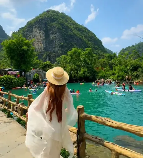 广西旅游攻略景点系列之【九灵天窗】