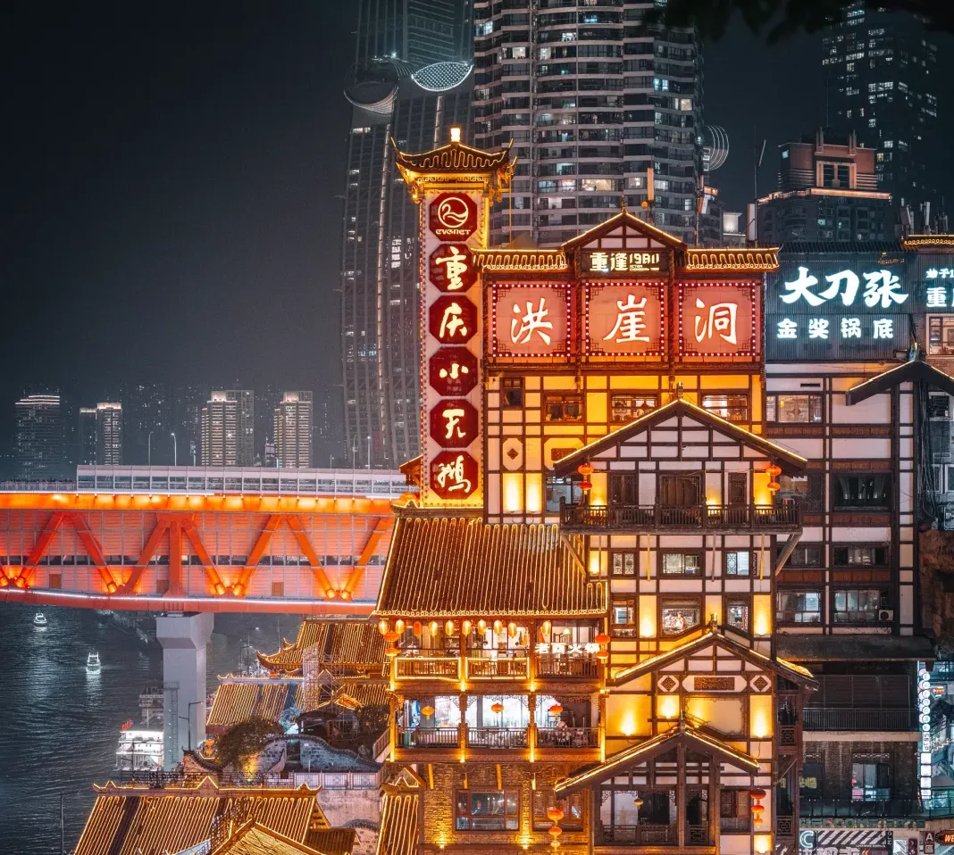 大量泰国游客涌入重庆,打着旅游幌子不逛洪崖洞不吃火锅,为什么