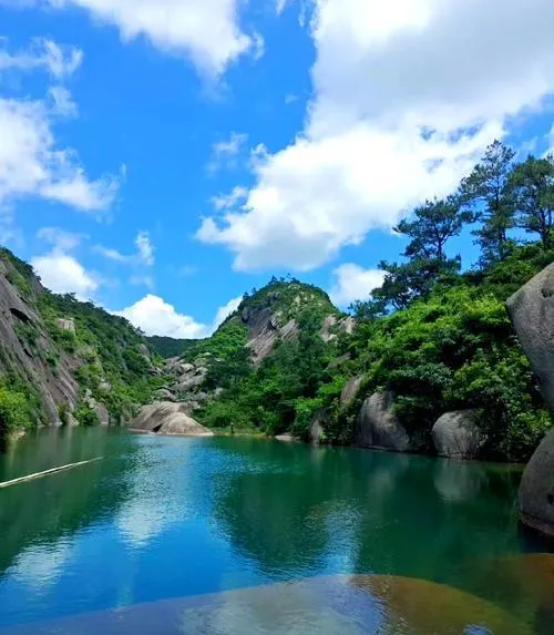 福建又一景区火了,被誉为 “闽地小桂林”,适合冬季徒步赏景