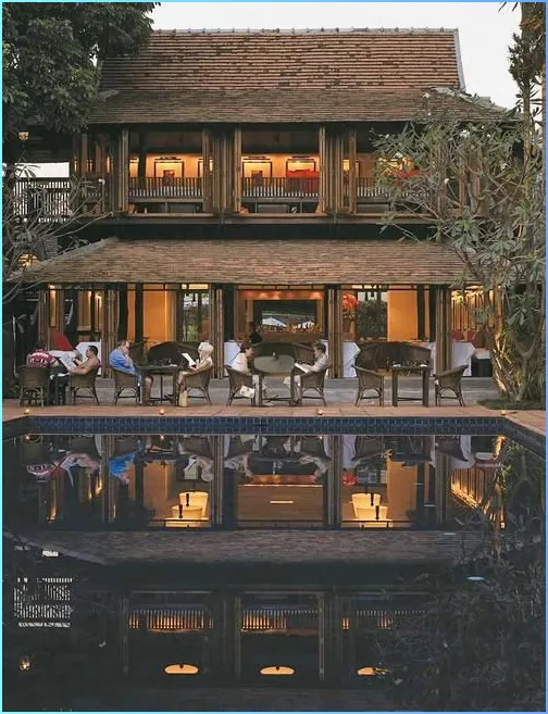 大量昆明游客涌入泰国清迈,打着旅游的名义,不看寺庙不吃泰餐,想干嘛?