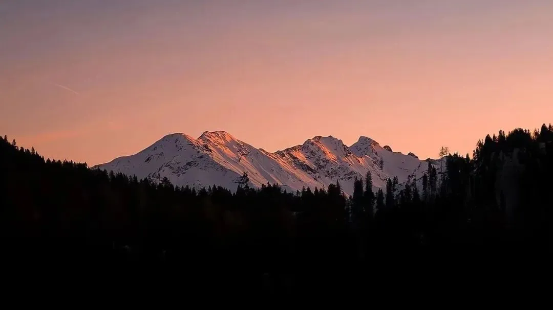 ����������文案|户外旅游&徒步爬山的文案