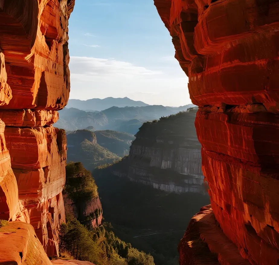 大量日本游客涌入贵州赤水,打着旅游幌子不逛佛光岩不吃赤水腊肉,为什么?