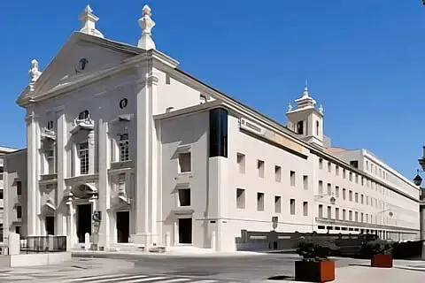 葡萄牙是欧盟外国游客旅游收入最高的国家之一