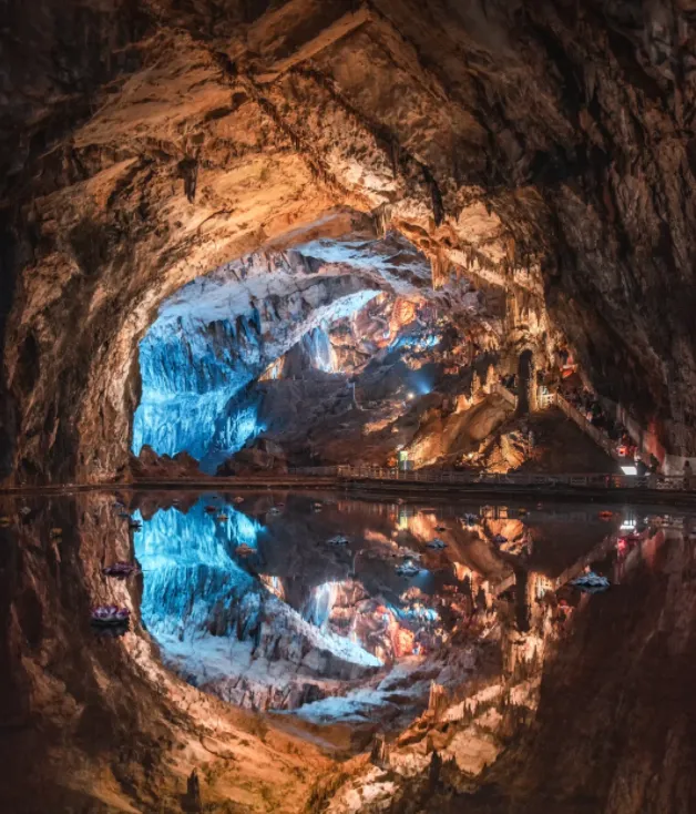 大量日本游客涌入毕节,打着旅游幌子不看织金洞不吃豆腐果,为什么?