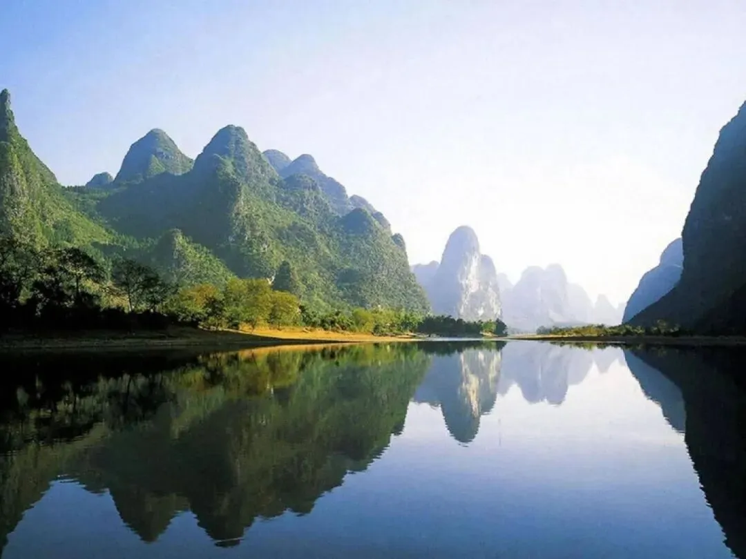 大量日本游客涌入广西阳朔,打着旅游幌子不逛西街不吃啤酒鱼,为什么?