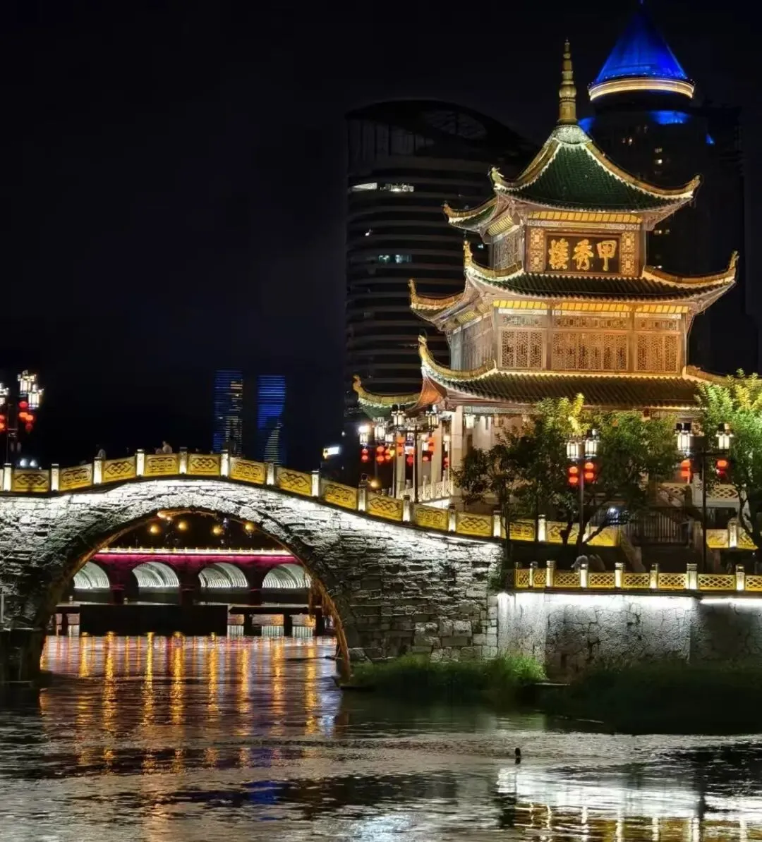 贵阳旅游收入突破万亿元!四景区跻身十大热门景点