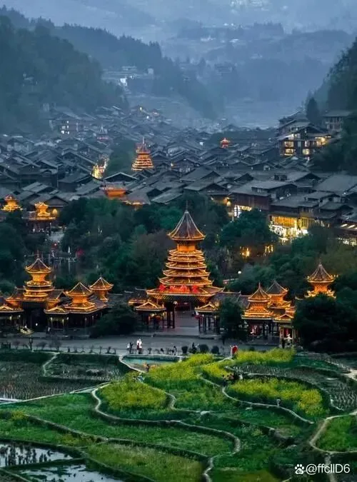 又一高铁开通!40+景区全免票,跟着《国家地理》打卡山水秘境