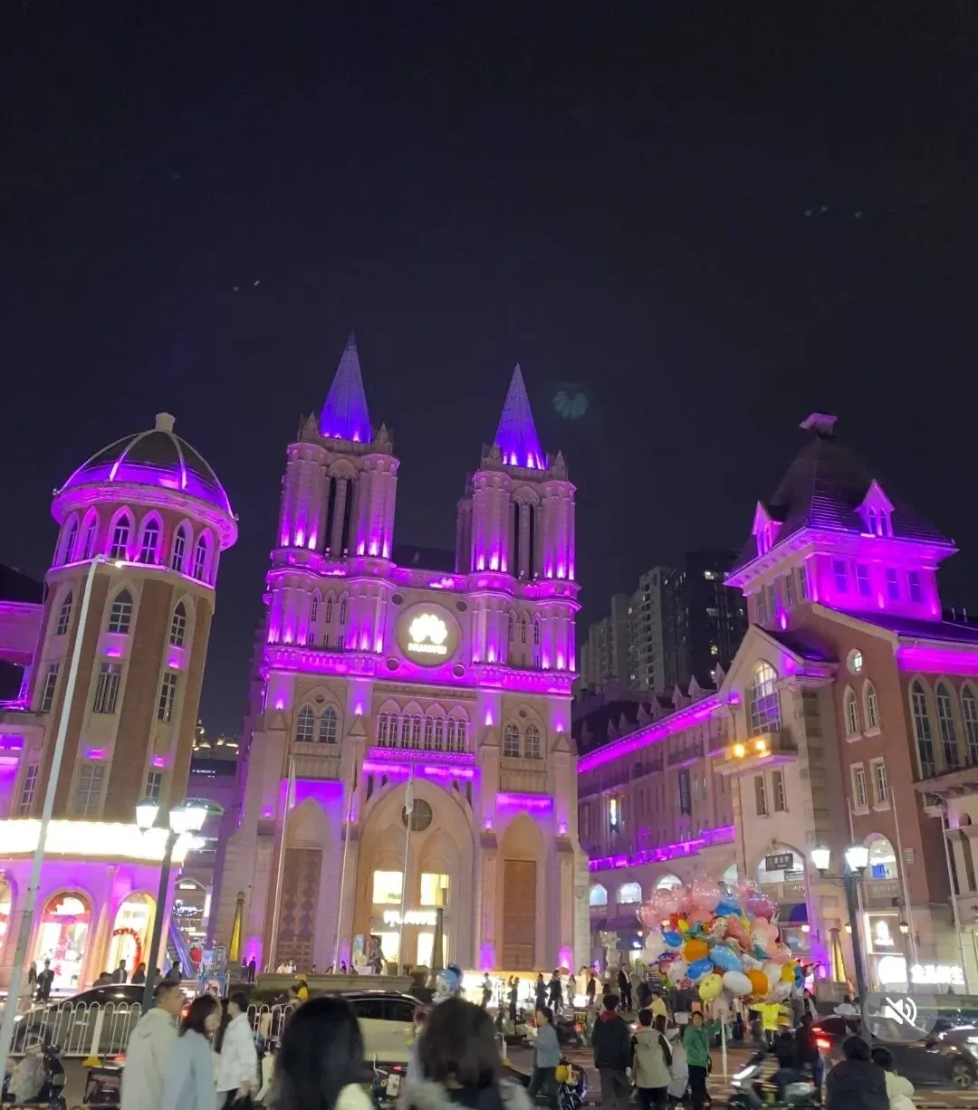 打卡彩虹景点武汉光谷和湖工大