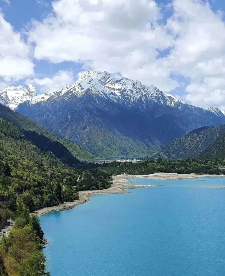 西藏-林芝巴松措景区