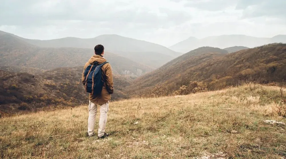 有的人一攒点钱就出去旅游,真的不用考虑未来的生活吗?