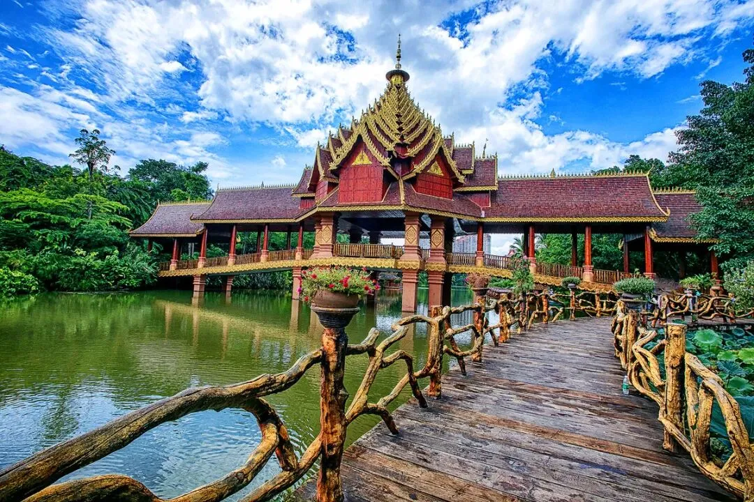 西双版纳是一个充满民族风情和热带风光的旅游胜地,以下是一份详细的攻略: