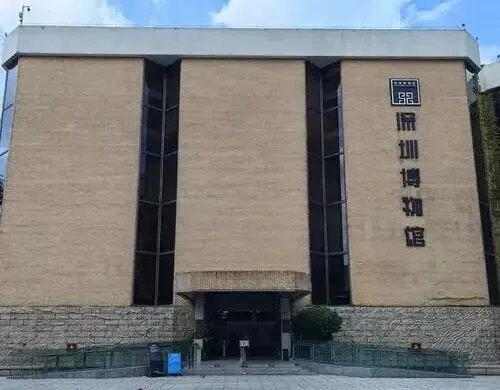 大量日本游客涌入广东深圳,打着旅游的幌子,不看世界之窗不逛欢乐谷,想干啥?